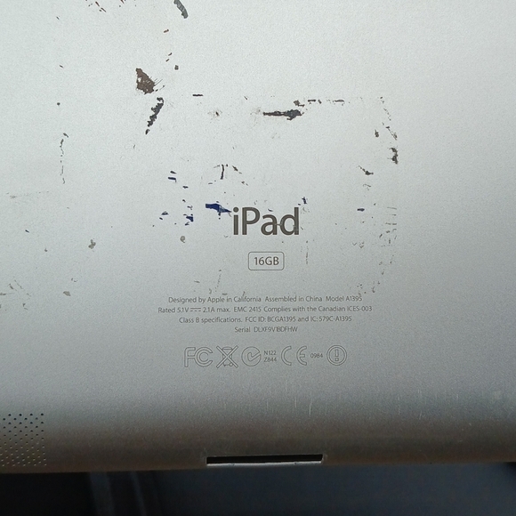 Apple IPad 2 16GB Tablet​​​ - Picture 5 of 6